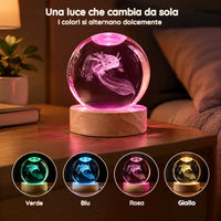 Luce Notturna Sfera di Cristallo Axolotl – Una luce che cambia da sola