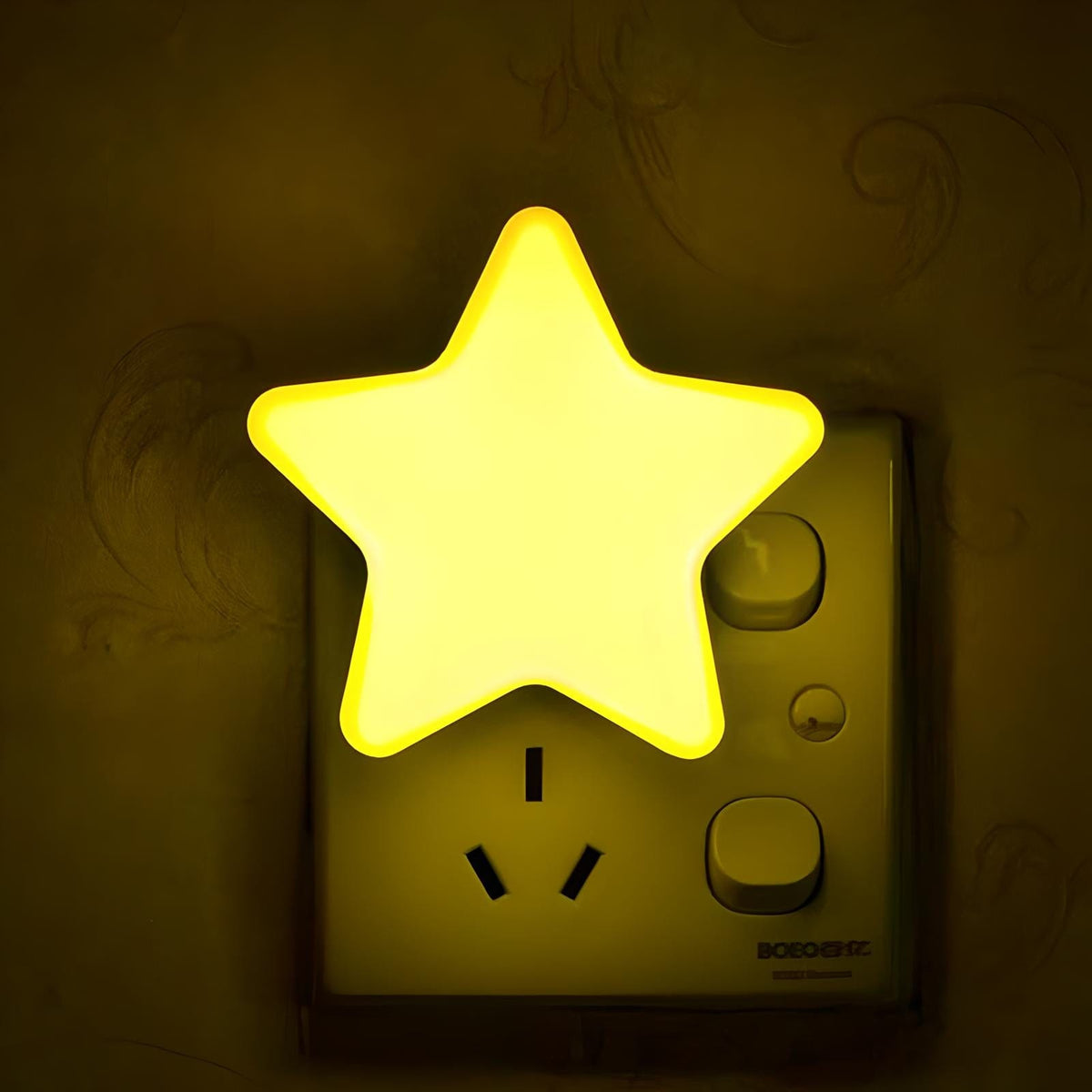 Veilleuse Prise Étoile Jaune